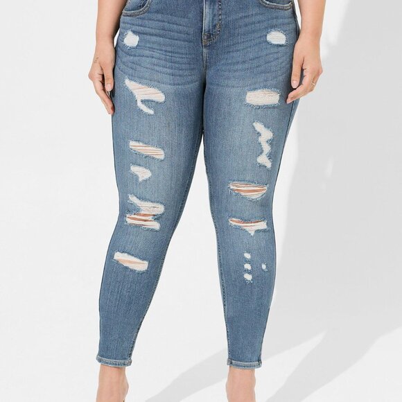 Torrid Bombshell Skinny Premium Stretch High-Rise Destructed Jean - Picture 2 of 3